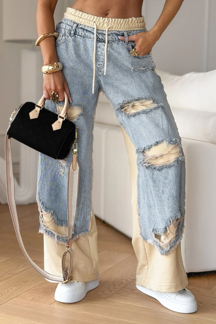 Zerrissene Jeanshose