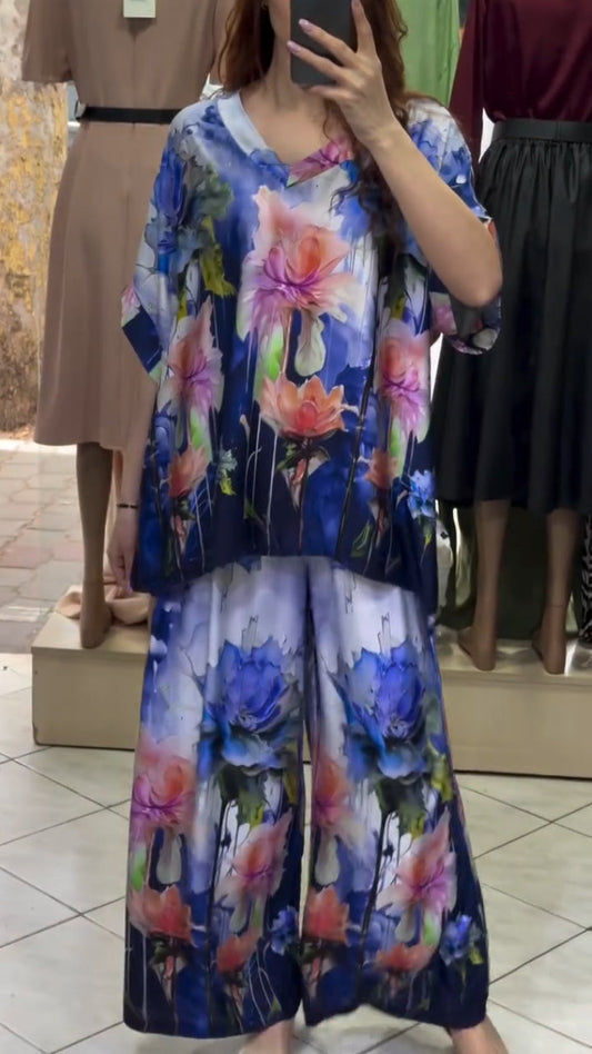 Ladies' V-neck Painted Printed Top + Pants Loose Casual Suit - MYSTERYBOXS