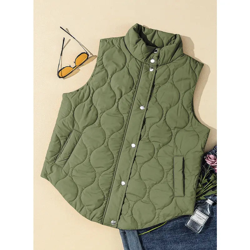 Stand-up collar sleeveless quilted jacket