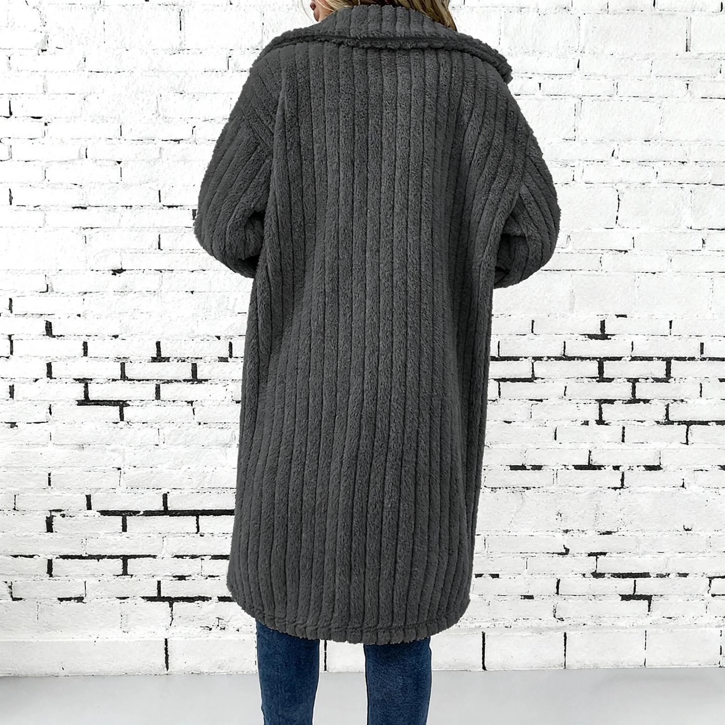 Autumn and winter collared long-sleeved fleece coat