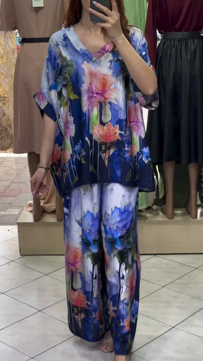 Ladies' V-neck Painted Printed Top + Pants Loose Casual Suit - MYSTERYBOXS