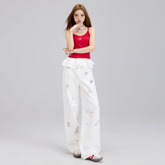 White jeans with niche embroidery