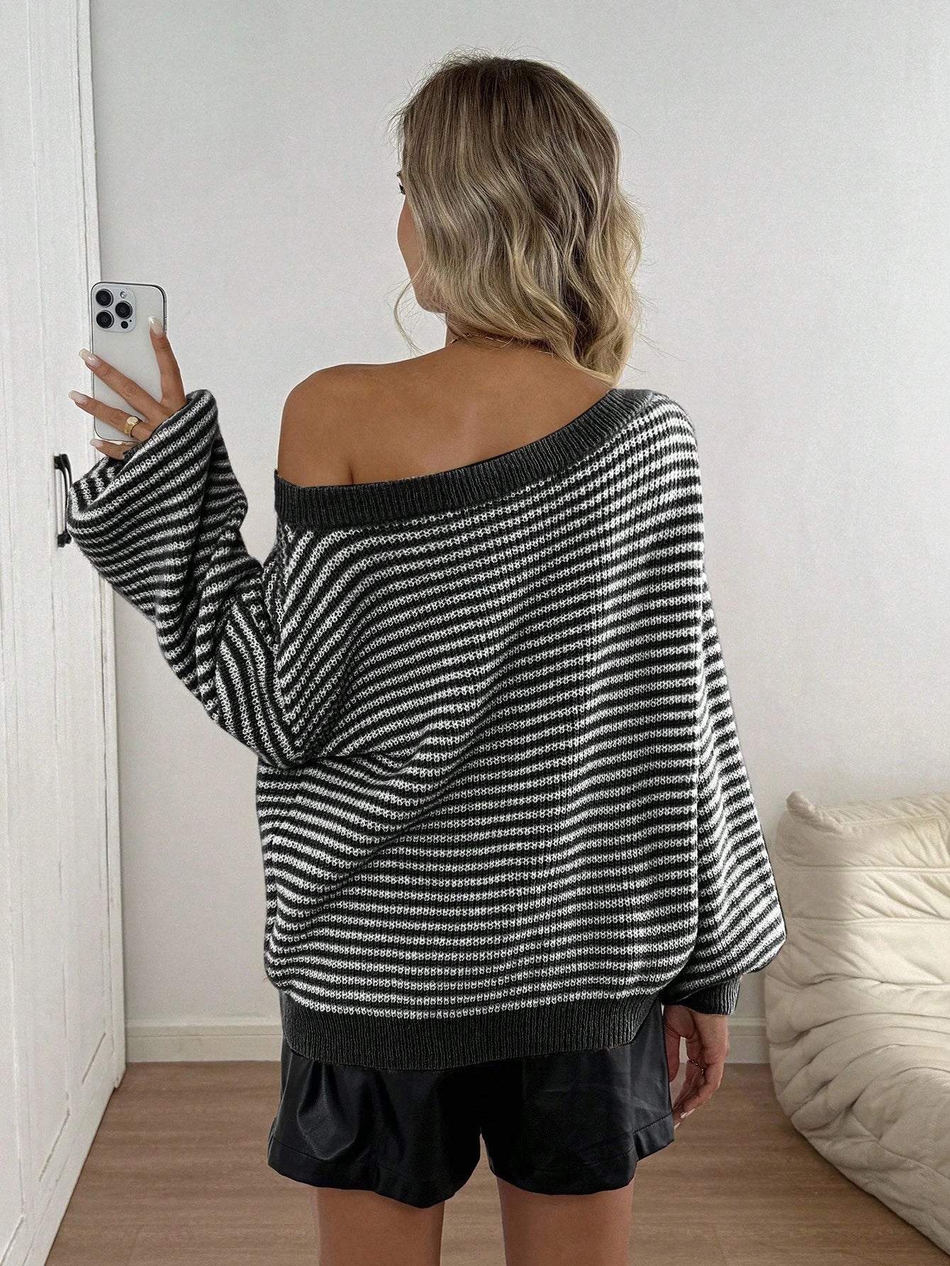 Loose striped off-shoulder knit sweater - MYSTERYBOXS