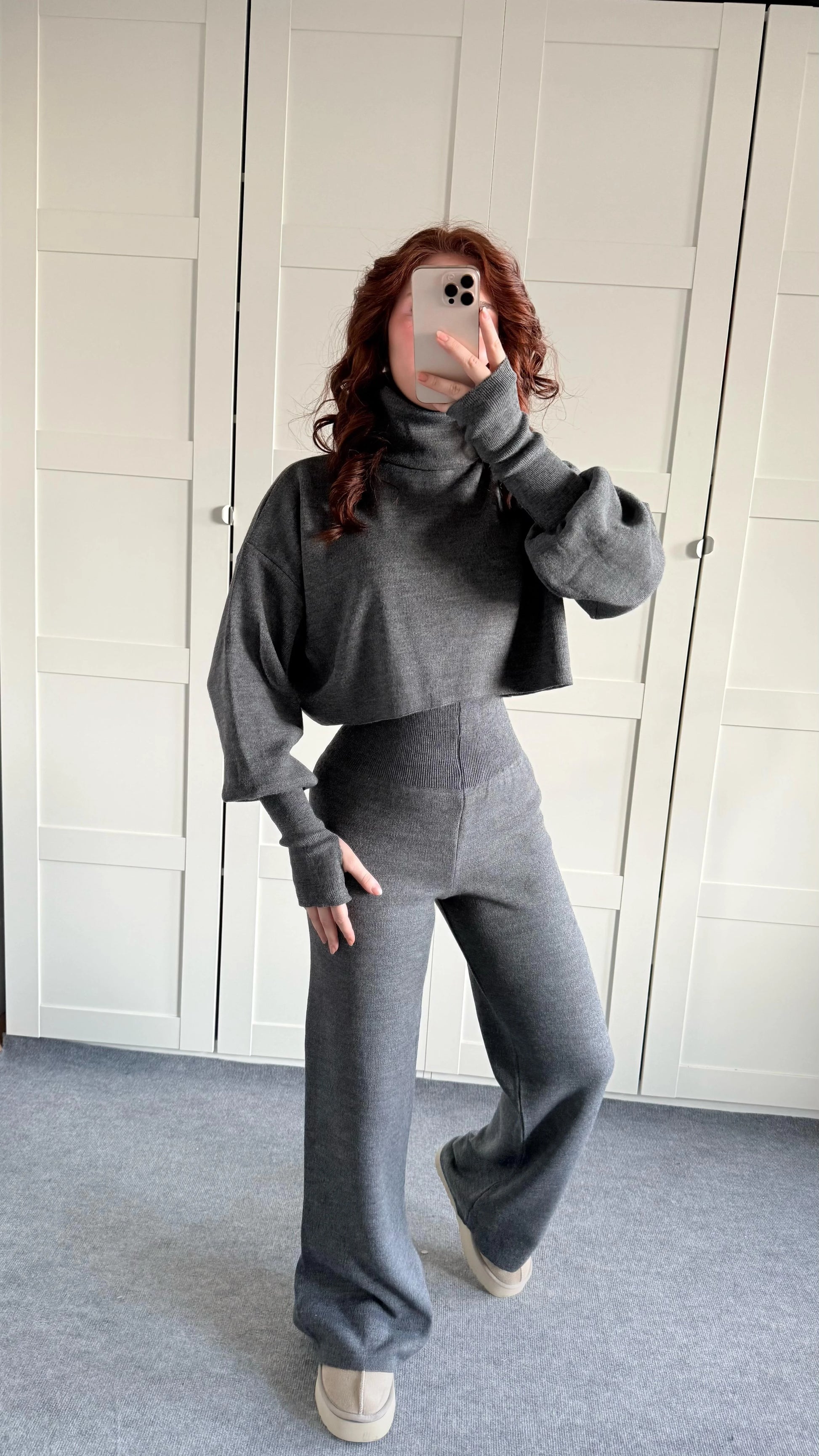 High-neck cropped sweater and high-waisted pants knit set - MYSTERYBOXS