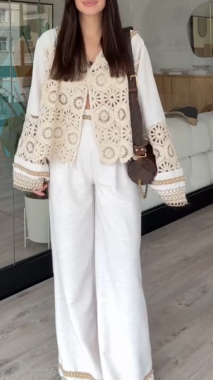 Traje casual con cuello en V y costuras huecas para mujer