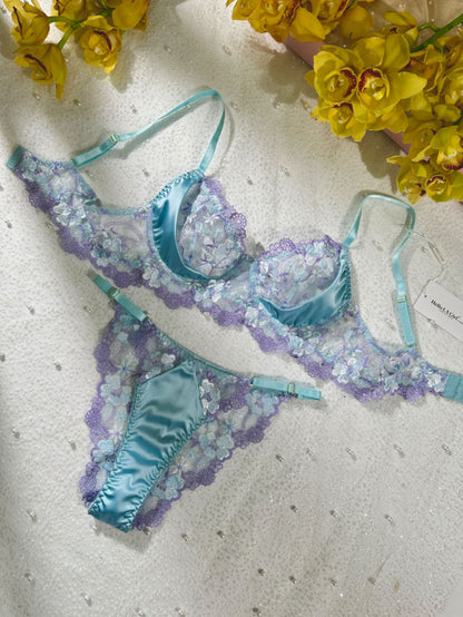 Romantic Blue Embroidered Push-up Lingerie Set - MYSTERYBOXS